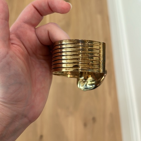 Kara Ross onyx 3 petal bracelet - Picture 5 of 8